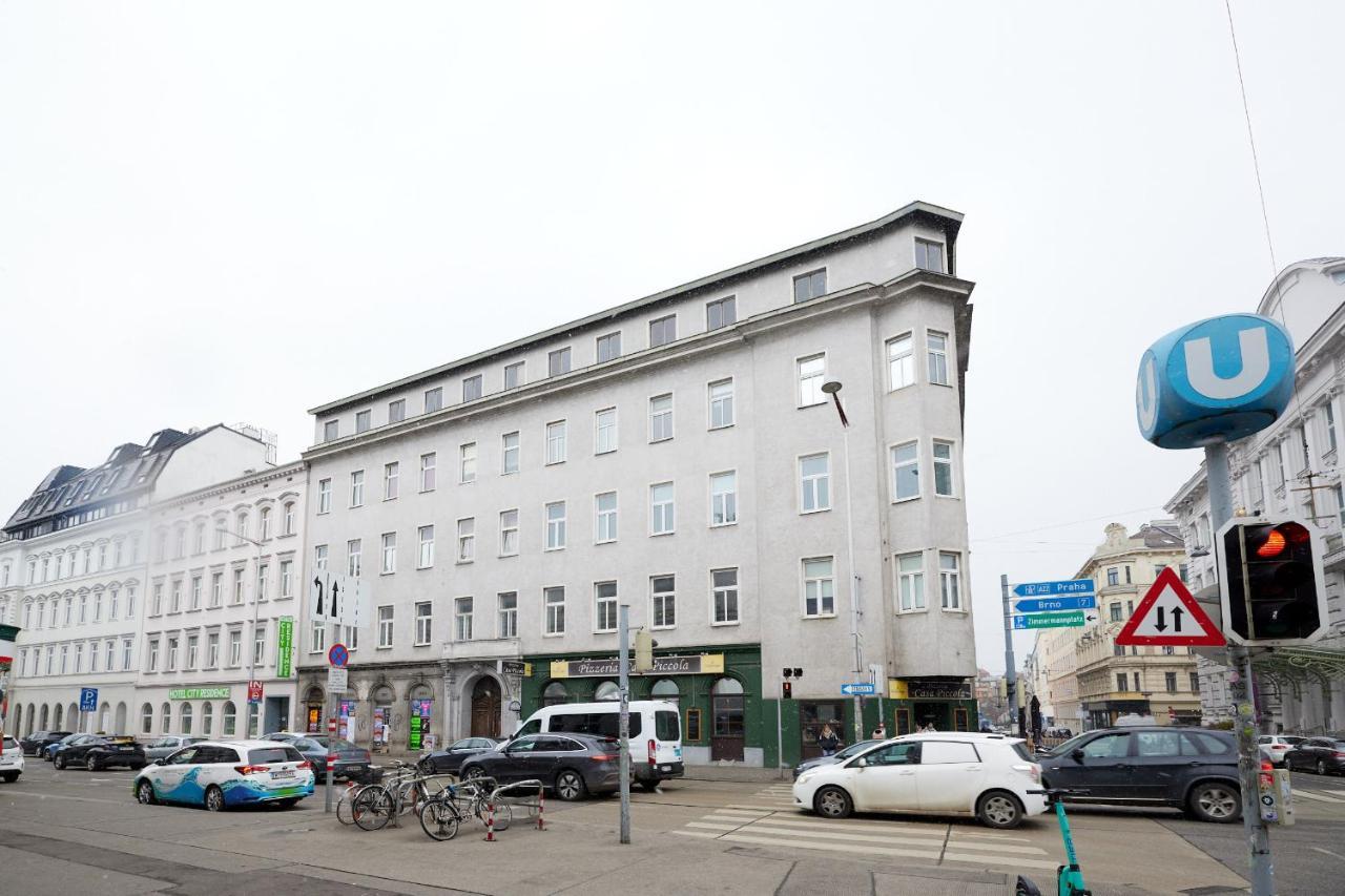 Nice Studio Close To Metro III Wenen Buitenkant foto